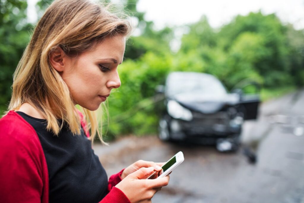 When to Call Your Car Accident Lawyer? 